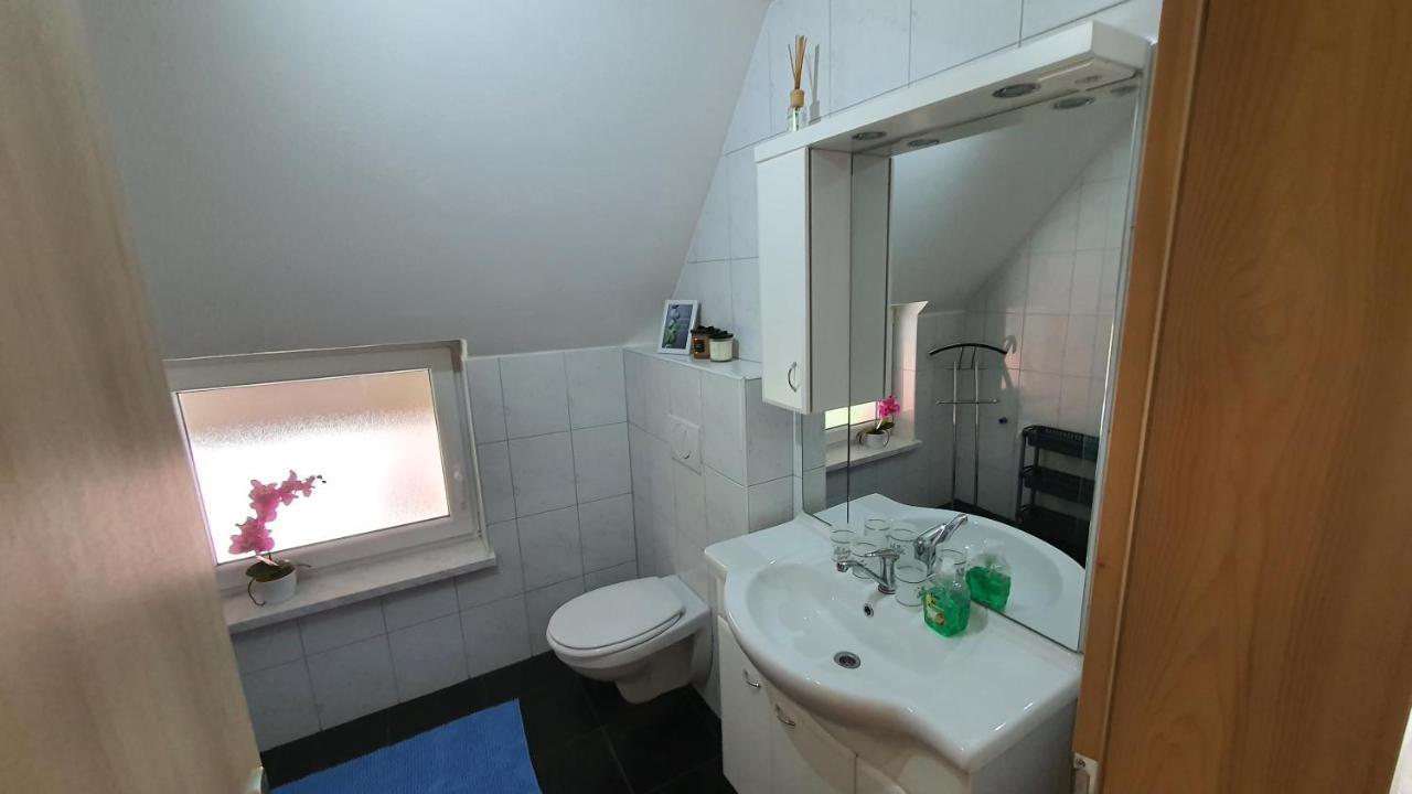 Apartment Tijana Nomenj Exterior photo